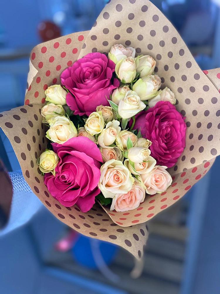 Букет цветов из: Розы в Сарапуле