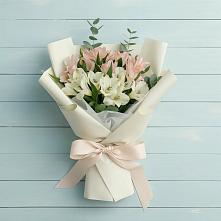 Букет цветов из:  Альстромерии в Сарапуле