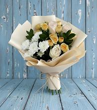 Букет цветов из:  Розы и Хризантемы в Сарапуле
