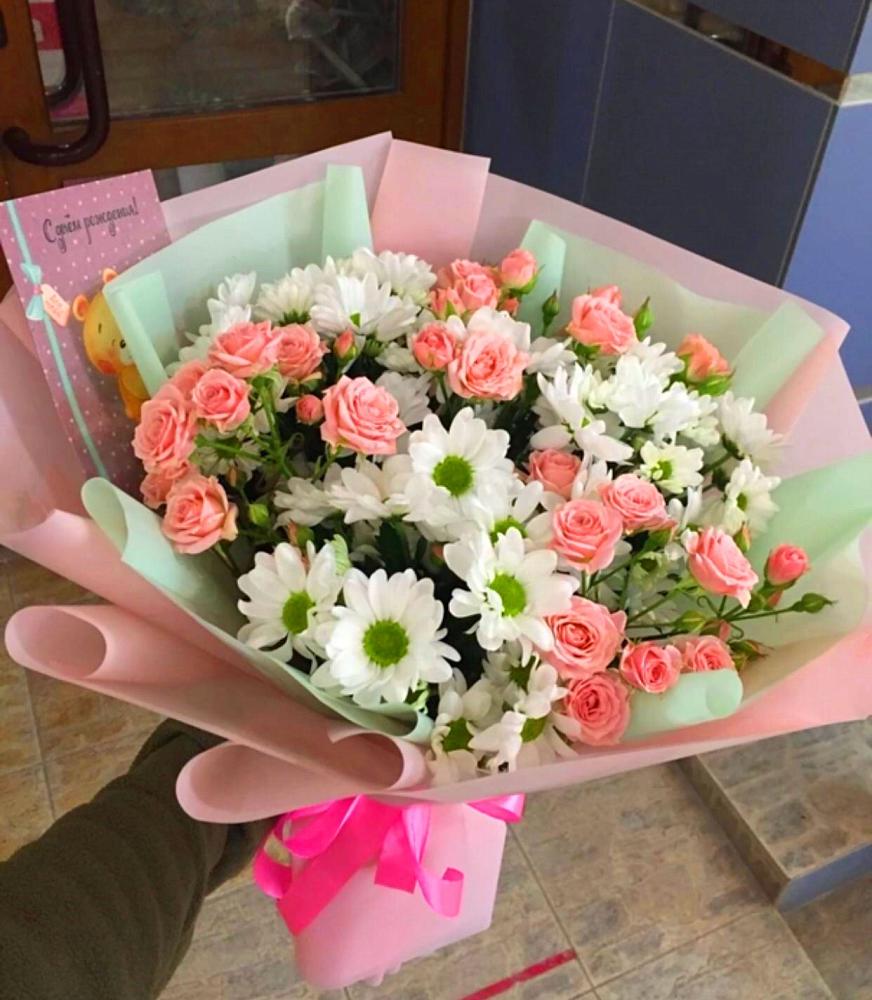 Букет цветов из: Розы и Хризантемы в Сарапуле
