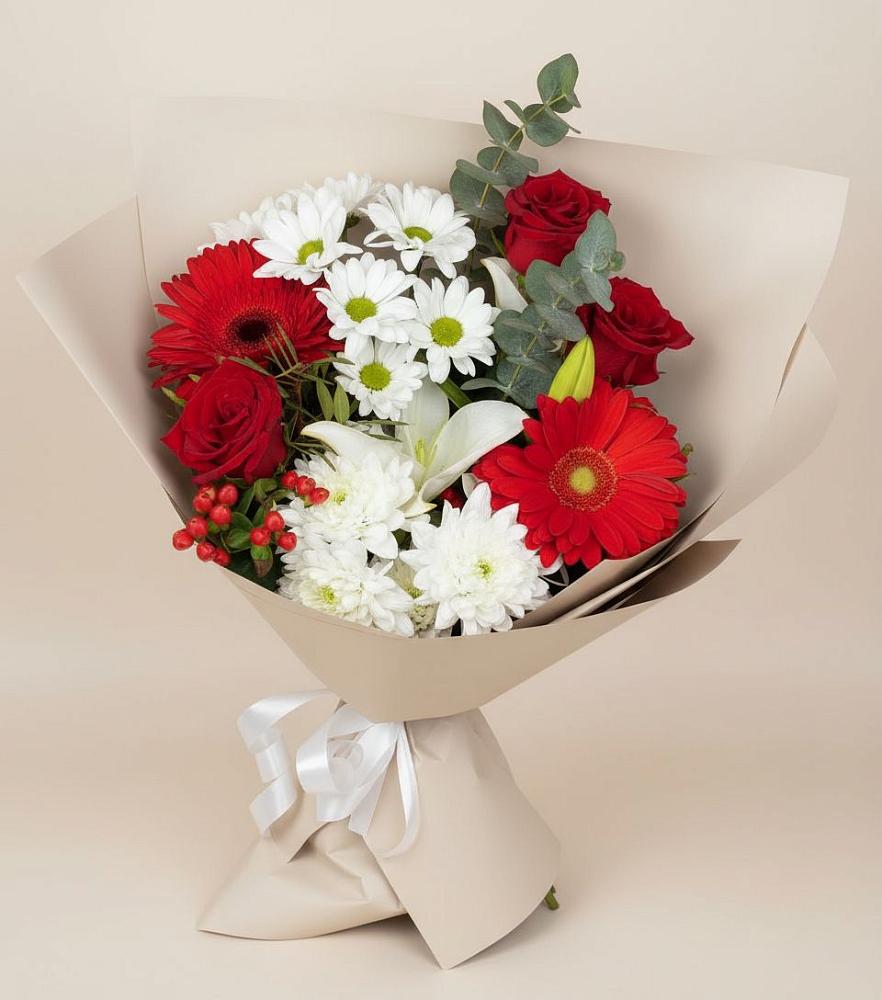 Букет цветов из: Розы, Хризантемы, Герберы и Лилии в Сарапуле
