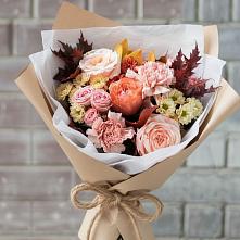 Букет цветов из:  Гвоздики, Хризантемы и Розы в Сарапуле