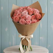 Букет цветов из:  Розы в Сарапуле