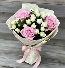 Букет цветов из:  Розы в Сарапуле