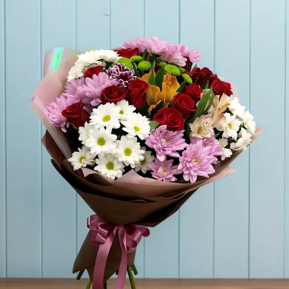 Букет цветов из: Розы, Хризантемы и Альстромерии в Сарапуле