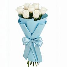 Букет 7 белых роз Проуд в Сарапуле