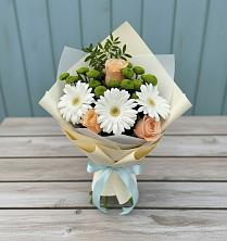 Букет цветов из:  Герберы, Розы и Хризантемы в Сарапуле